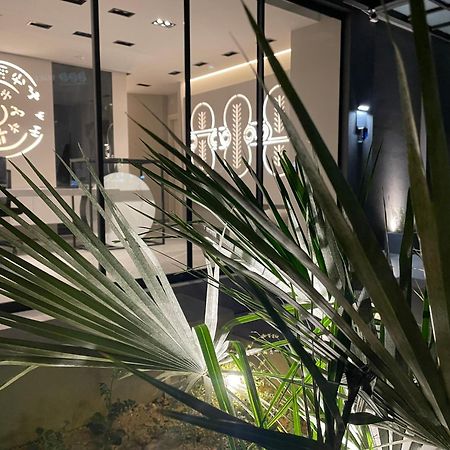 Lavris City Suites Heraklion  Bagian luar foto