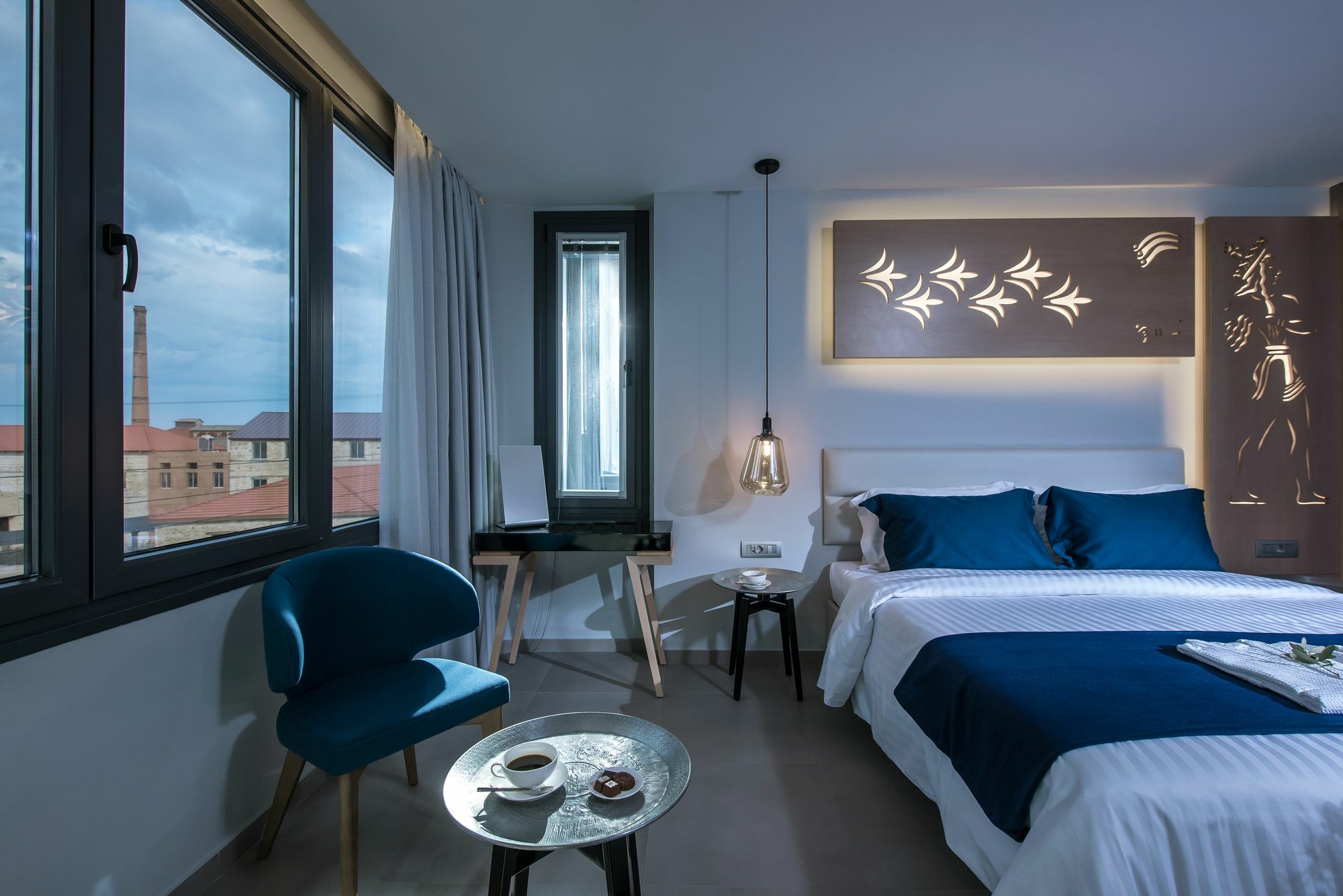 Lavris City Suites Heraklion  Bagian luar foto